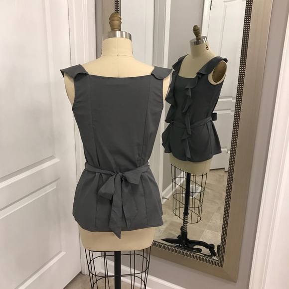 Ruffled top - Picture 2 of 4